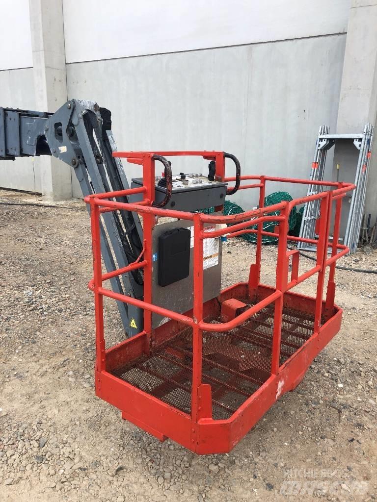 SkyJack SJ 66 T Elevadores braços articulados