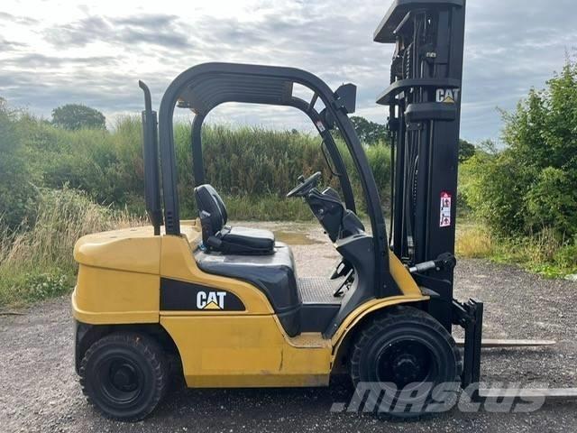 CAT DP 30 N Empilhadores Diesel