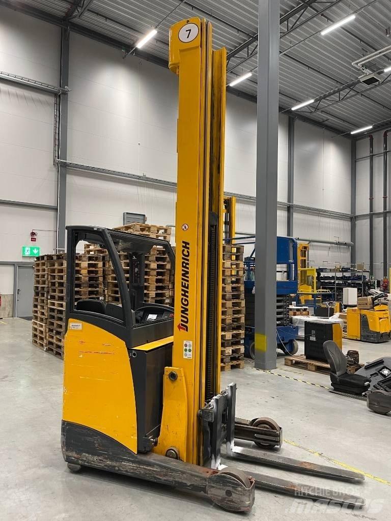 Jungheinrich ETV 216 Empilhadores Elevadores