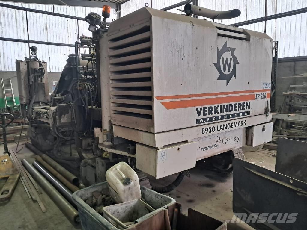 Wirtgen SP250 Cofragem