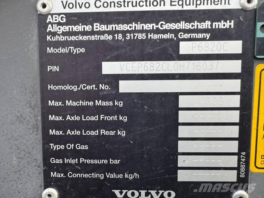Volvo P 6820 C Espalhadoras de asfalto