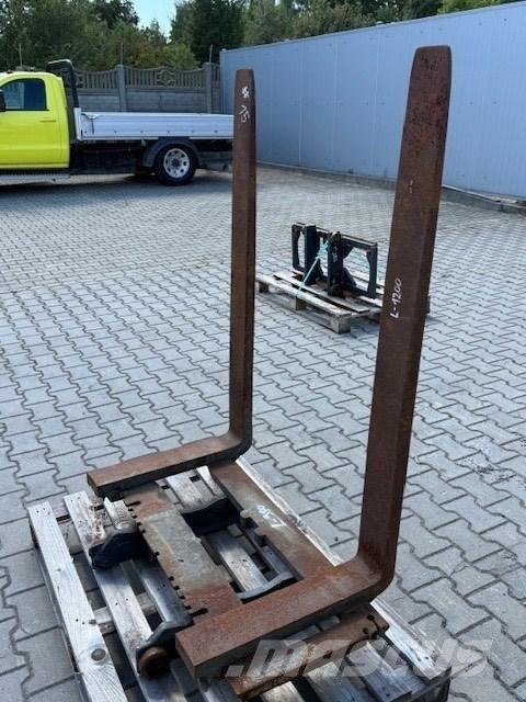 Volvo USED FORKS Garfos