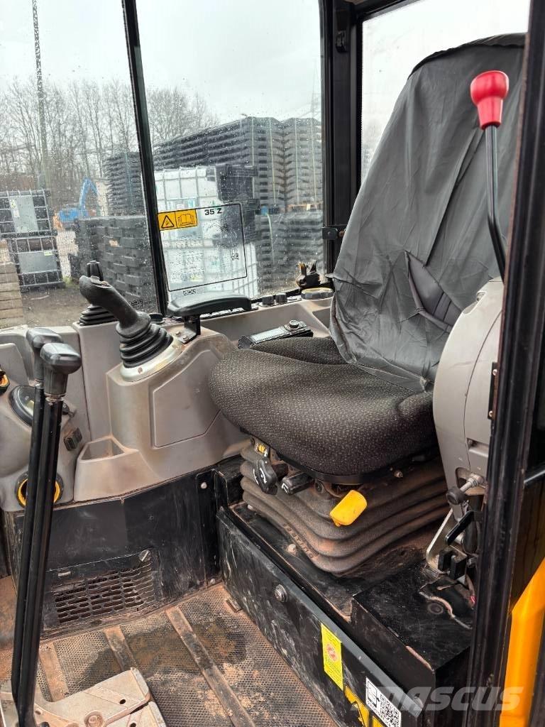 JCB 35Z-1 Miniescavadeiras