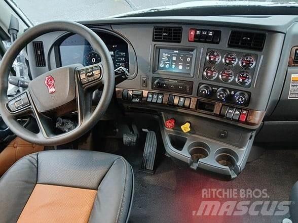 Kenworth T680 Cavalos Mecânicos