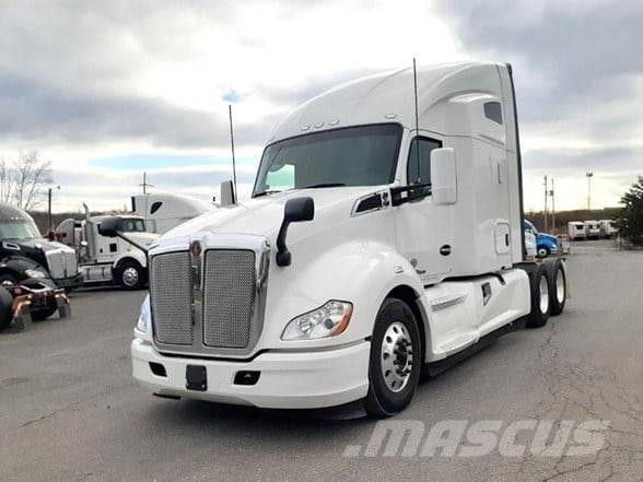Kenworth T680 Cavalos Mecânicos