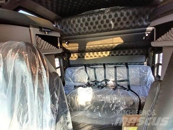 Kenworth W900L Cavalos Mecânicos