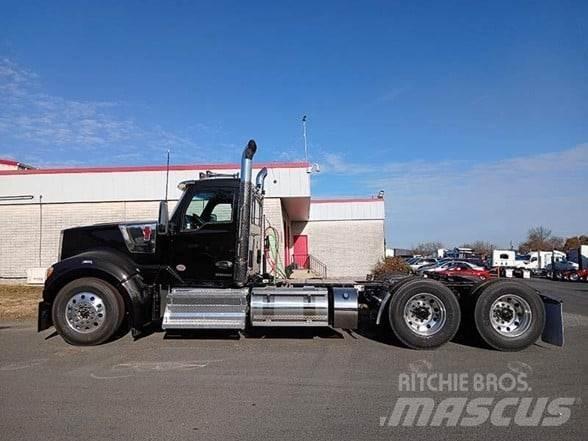 Kenworth W990 Cavalos Mecânicos