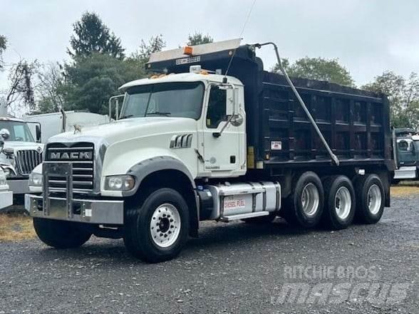 Mack GRANITE GU713 Camiões basculantes