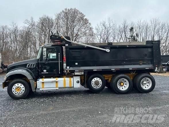 Mack GRANITE GU713 Camiões basculantes