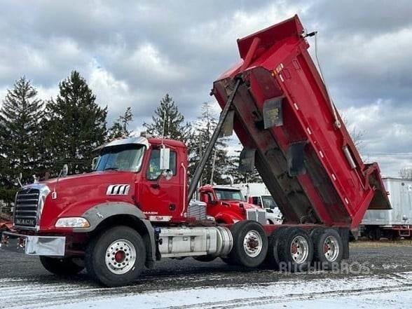 Mack GRANITE GU813 Camiões basculantes