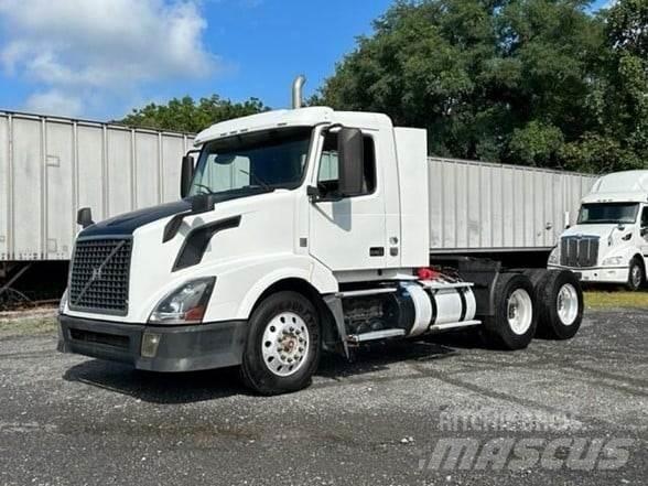 Volvo VNL64T300 Cavalos Mecânicos