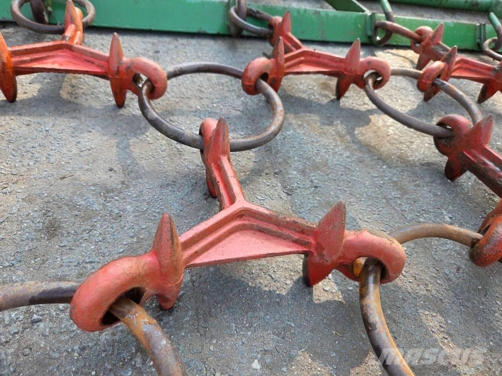 Jako W600 Outros equipamentos de forragem e ceifa