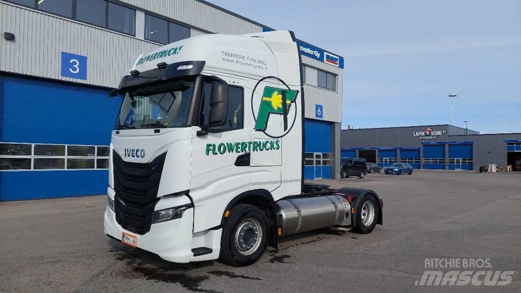 Iveco S-Way 460 LNG Cavalos Mecânicos