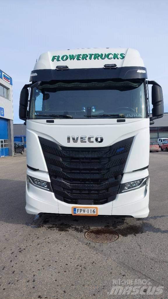 Iveco S-Way 460 LNG Cavalos Mecânicos