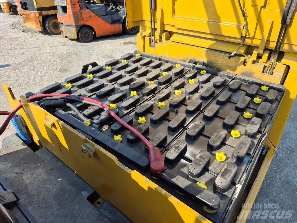 CAT E 12000 Empilhadores eléctricos