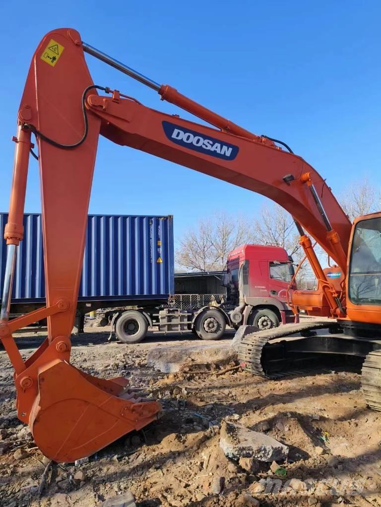 Doosan DH225LC-7 Escavadeiras de esteiras