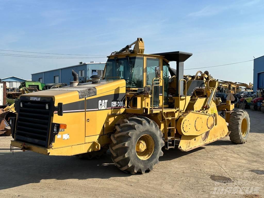 CAT RM 300 Recicladores de asfalto