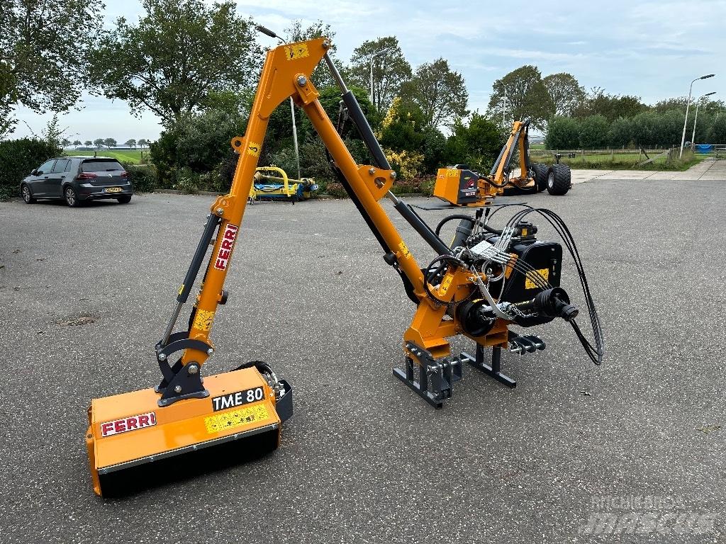 Ferri T320A Gadanheiras e cortadores de folhas para pastos