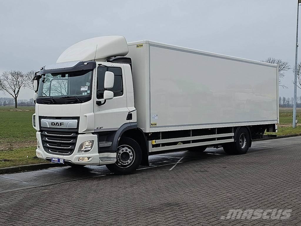 DAF CF 290 Caminhões de caixa fechada