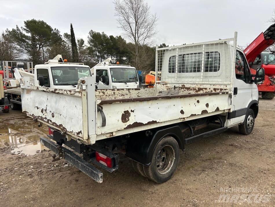 Iveco 35C 11 Carrinhas de caixa fechada