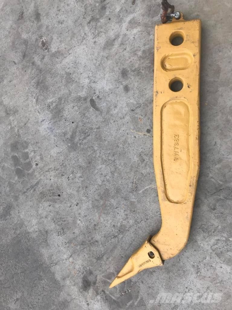 Komatsu D65 Shank Escarificadores
