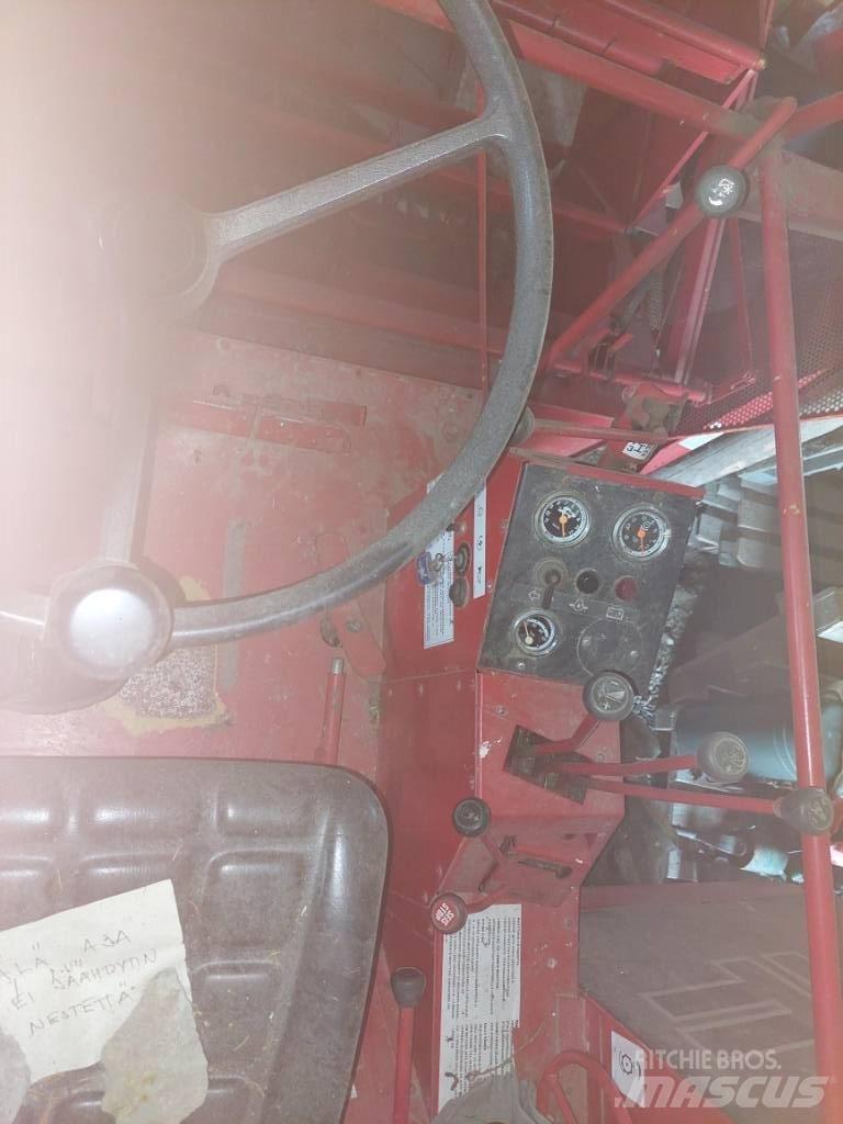 Massey Ferguson 330 Ceifeiras debulhadoras