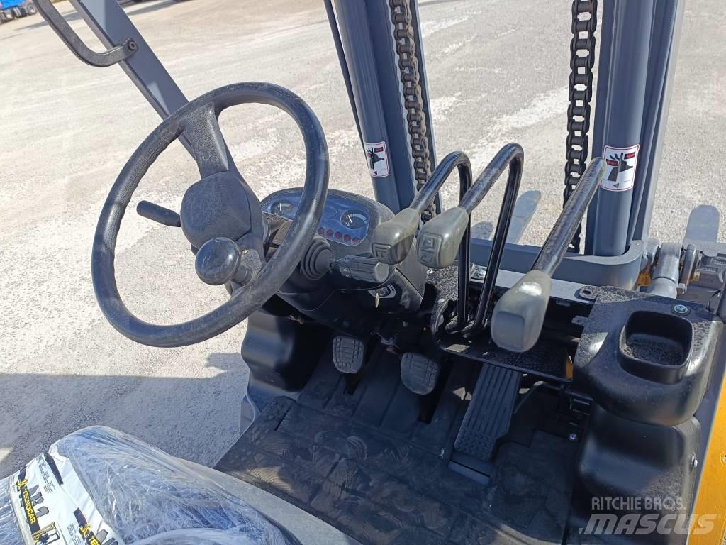 Komatsu FD30T-14 Empilhadores - Outros