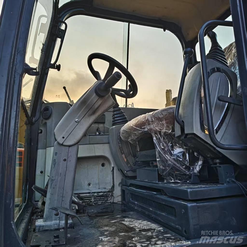 Hyundai 60 W Escavadoras de rodas