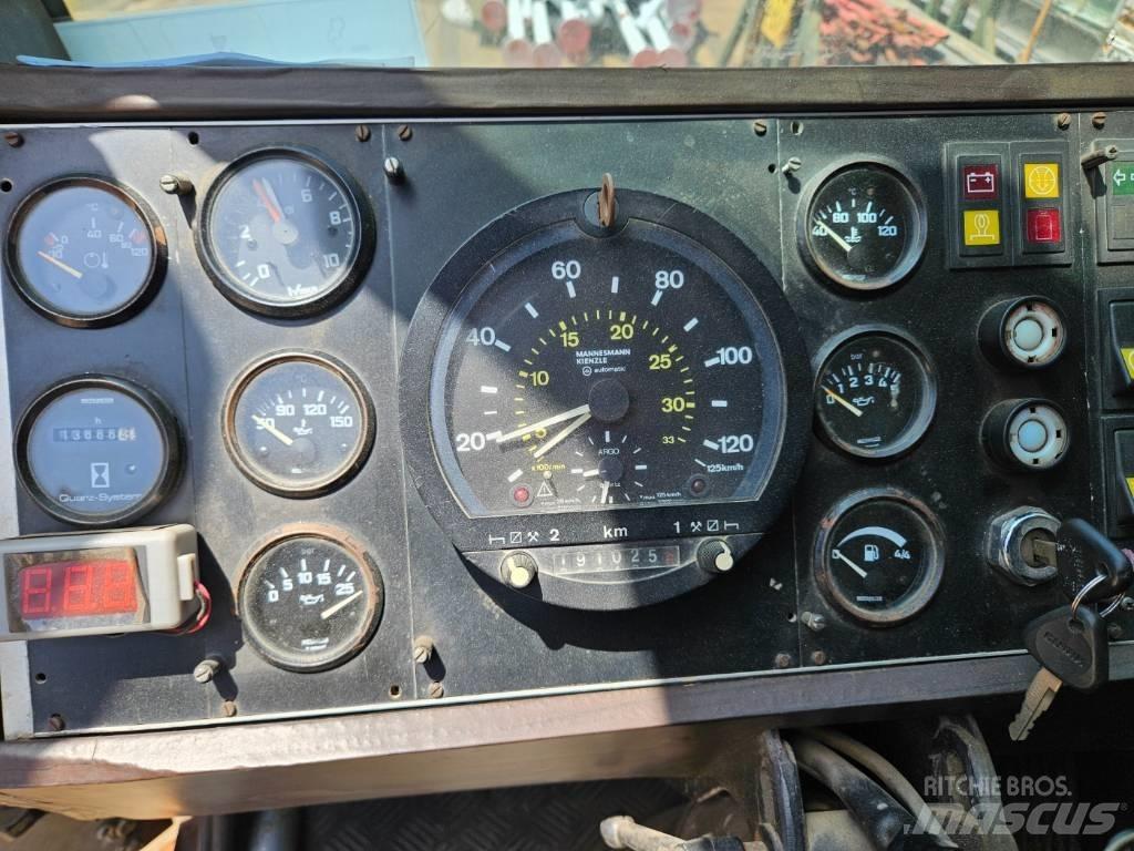 Grove KMK5160 Gruas de rastos