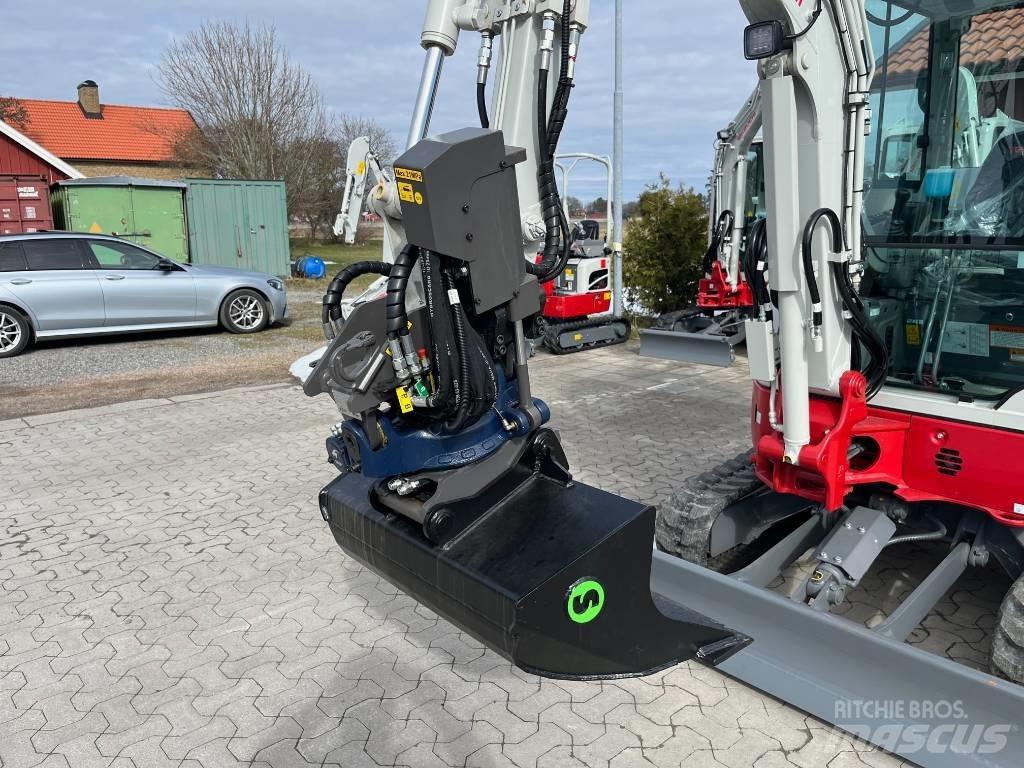 Takeuchi TB325R Miniescavadeiras