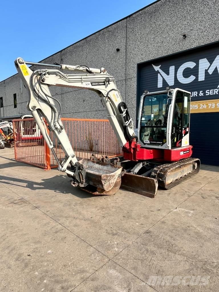 Takeuchi TB 257 FR Miniescavadeiras