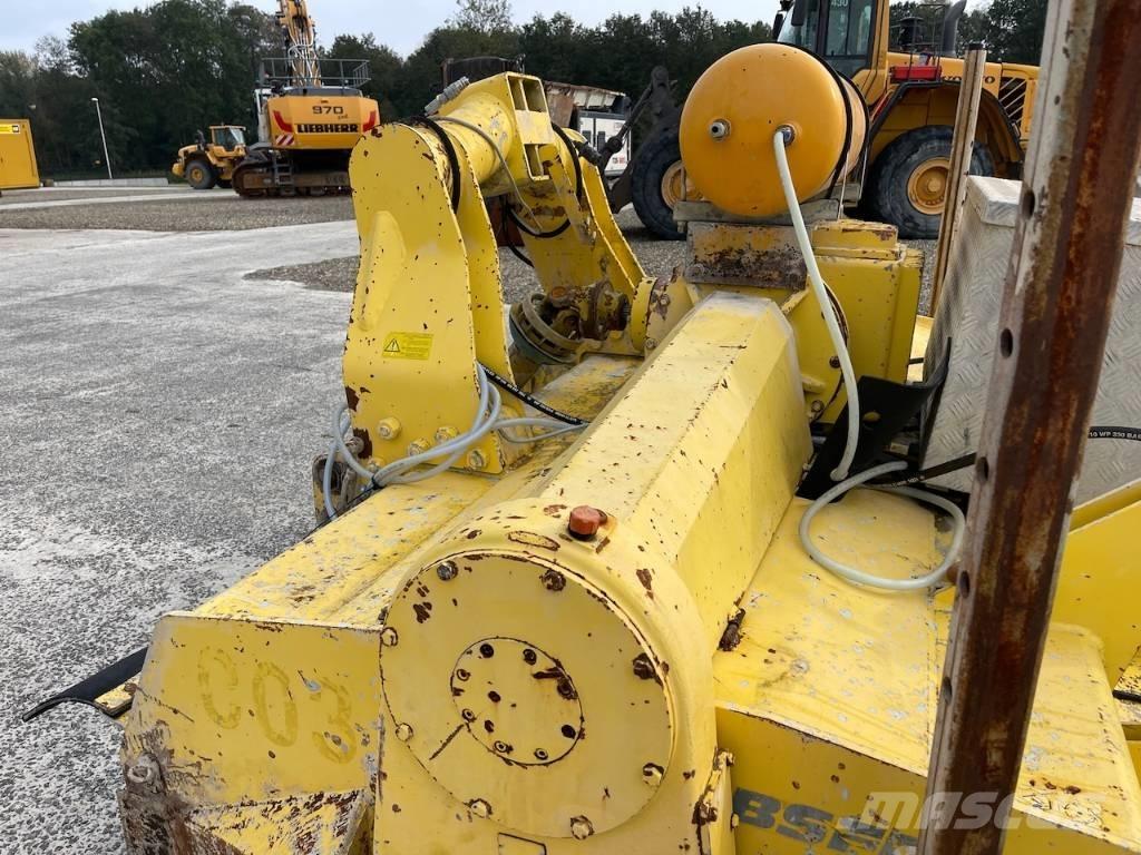 Bomag BSF 2500 Recicladores de asfalto