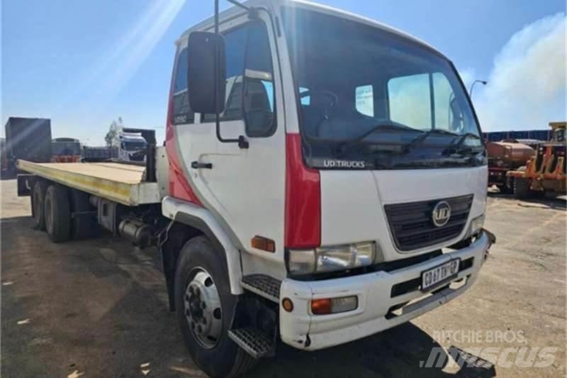 Nissan UD Outros Camiões