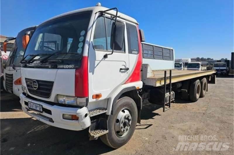 Nissan UD Outros Camiões