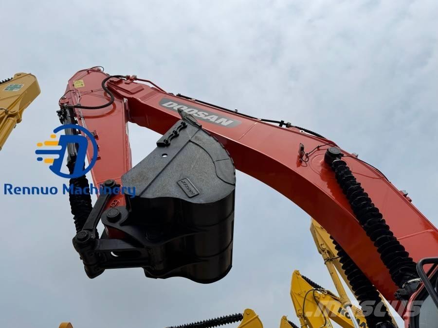 Doosan DX 340 Escavadeiras de esteiras