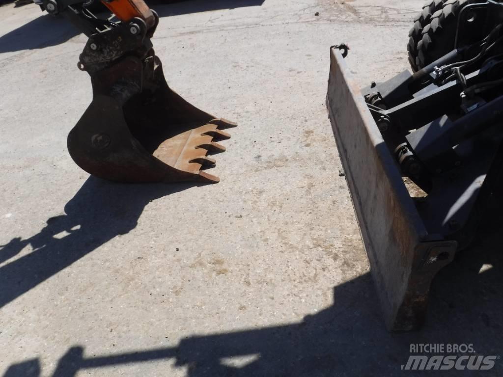 Doosan DX 100W-7 Escavadoras de rodas