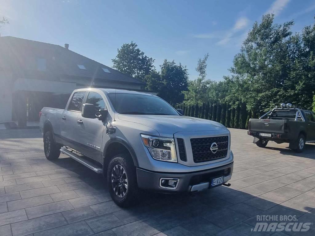 Nissan TITAN XD PRO Pick up de caixa aberta