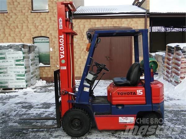 Toyota 5FGL15 Empilhadores a gás