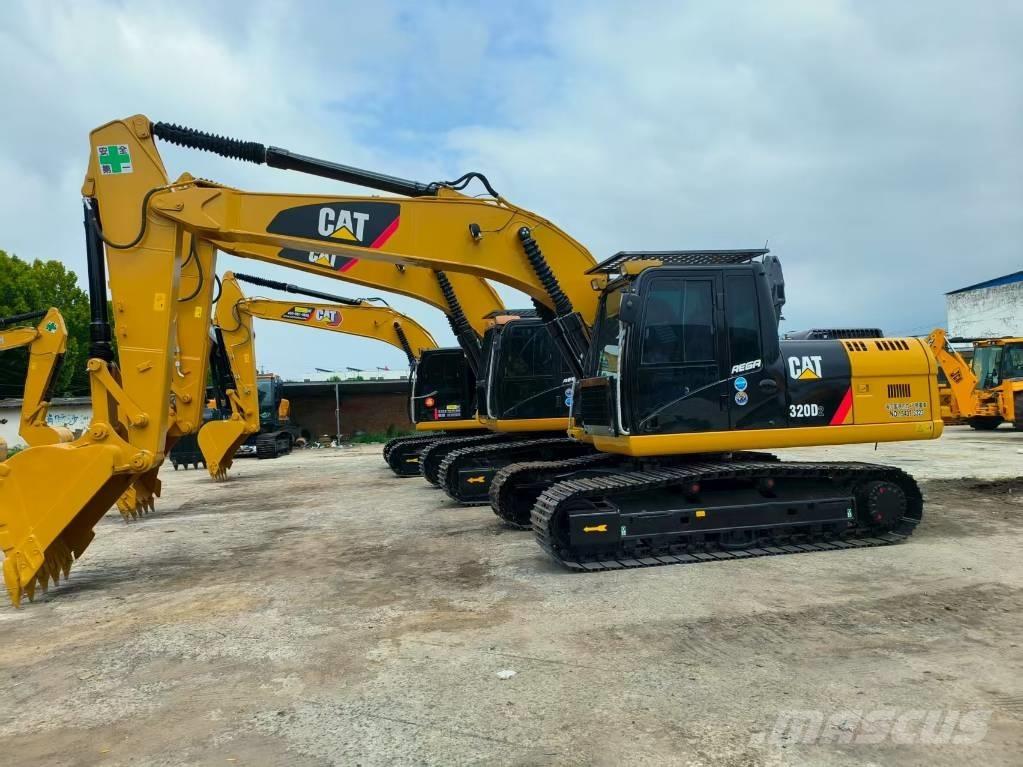 CAT 320 Escavadeiras de esteiras