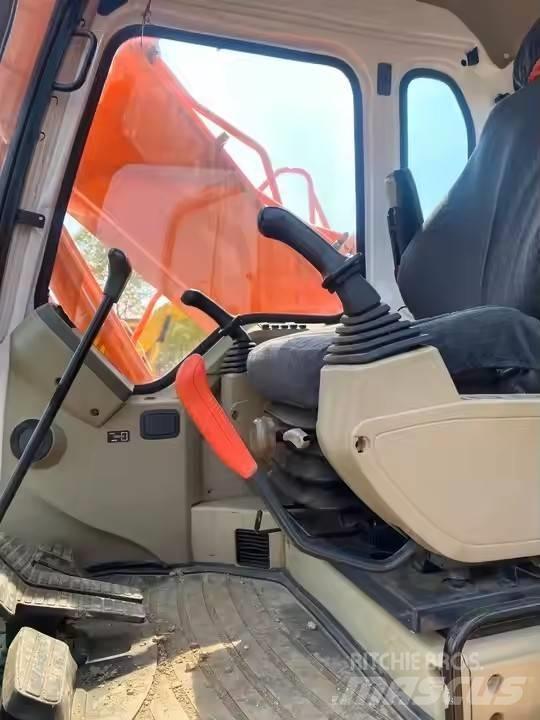Doosan DH150 Escavadeiras de esteiras
