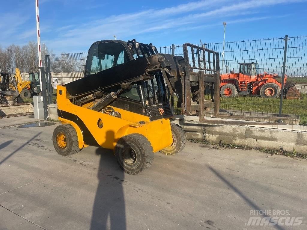 JCB TLT 30 D 4x4 Manipulador telescópico