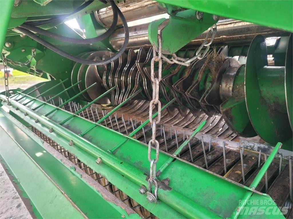 John Deere RBP 990 Enfardadeira de rolos