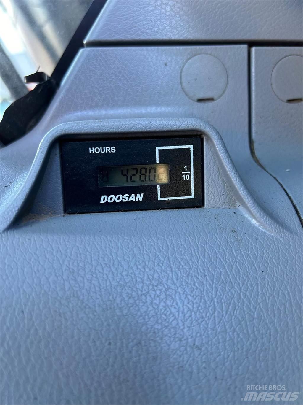 Doosan DX340LC-5 Escavadeiras de esteiras