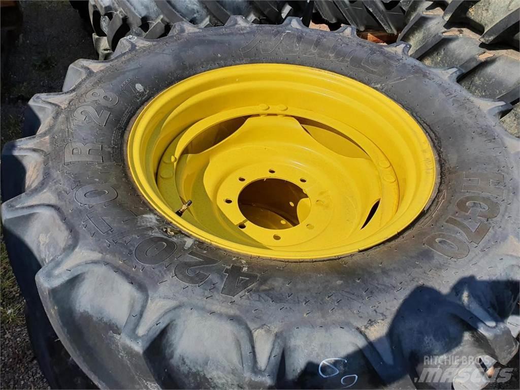 Mitas 420/70R28 x2 Pneus Agrícolas