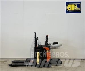BT Truck LPE220 Porta-paletes com plataforma