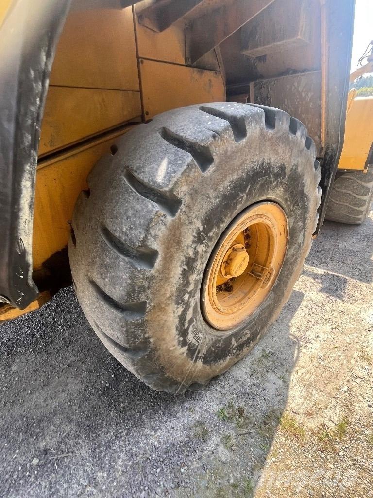 Volvo L180F Carregadeiras de rodas