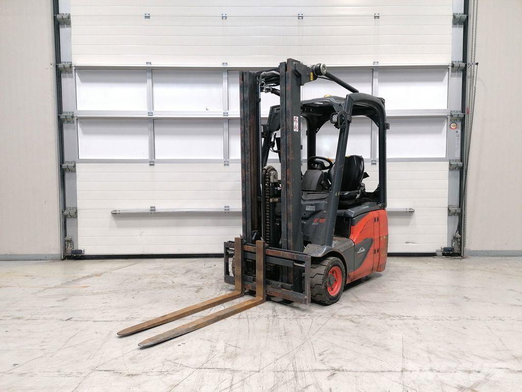 Linde E12-02 Empilhadores eléctricos