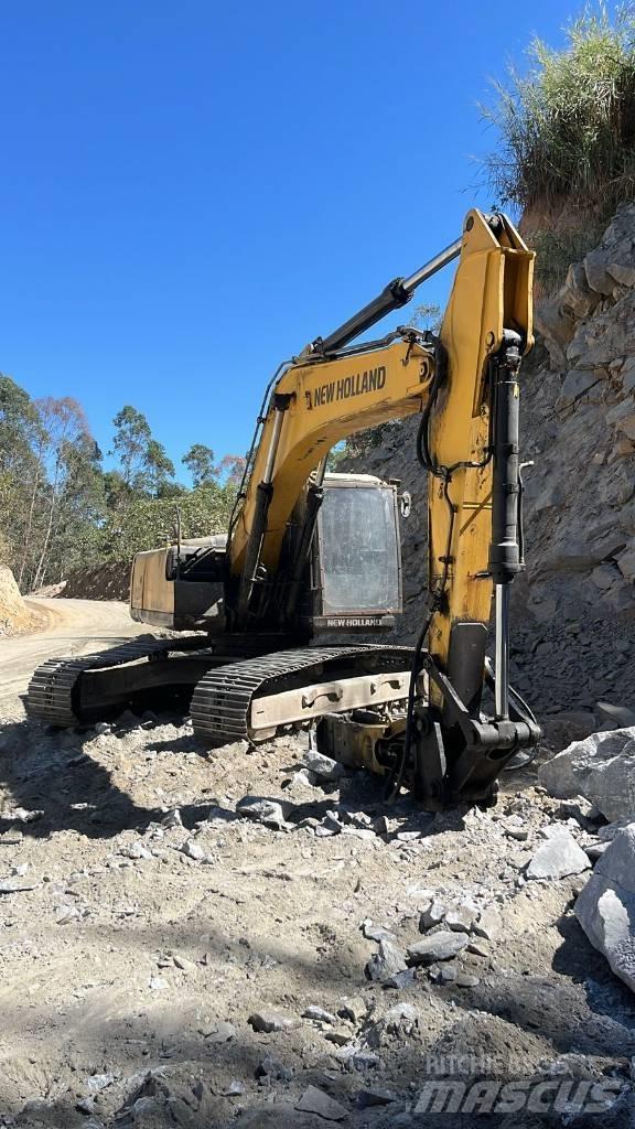 New Holland E 215 B Escavadeiras de esteiras