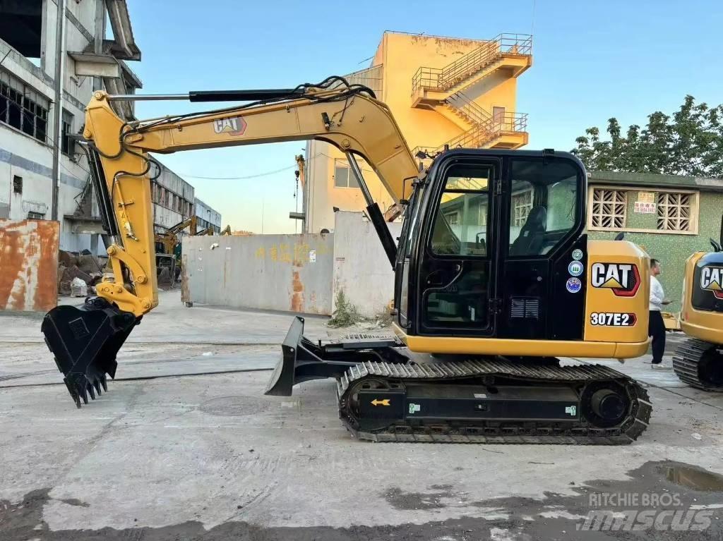 CAT 307 Miniescavadeiras