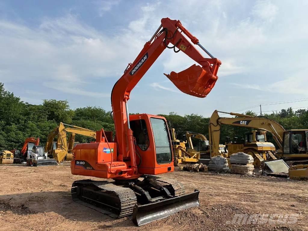 Doosan DH 80 Escavadeiras de esteiras